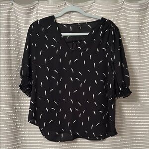 Petite size L Black Patterned Women's Top